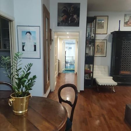 רומא Colosseo Vintage Apartment מראה חיצוני תמונה
