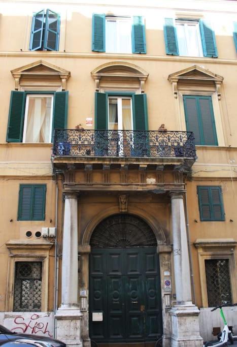 רומא Colosseo Vintage Apartment מראה חיצוני תמונה